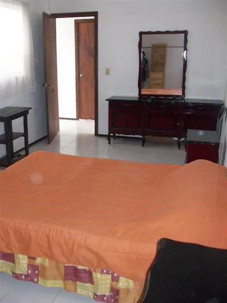 Hospedaje Bugambilias Puebla 2*,