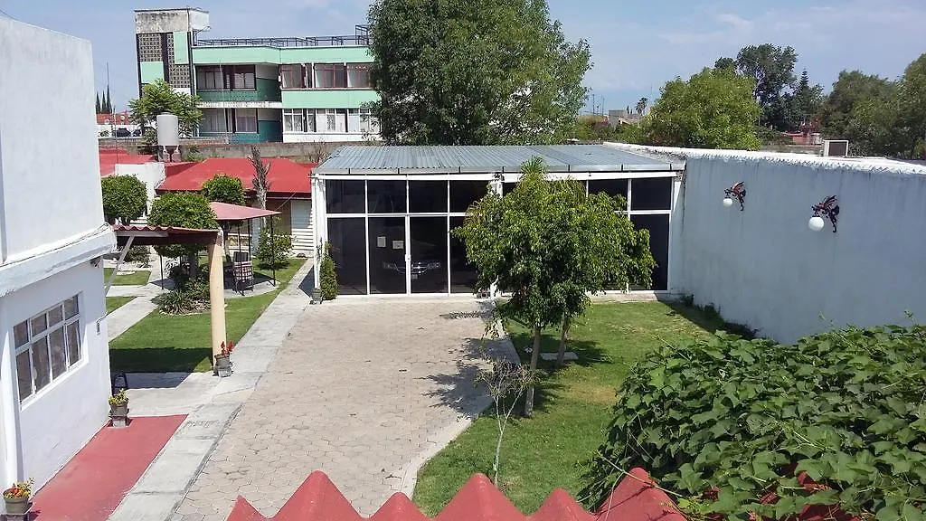 פואבלה Hospedaje Bugambilias בית הארחה